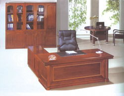 順德長鑫辦公家具集團 卓越辦公臺產品，打造高效專業辦公環境